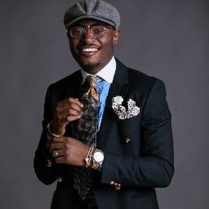 Meet your Posher, Japhet big